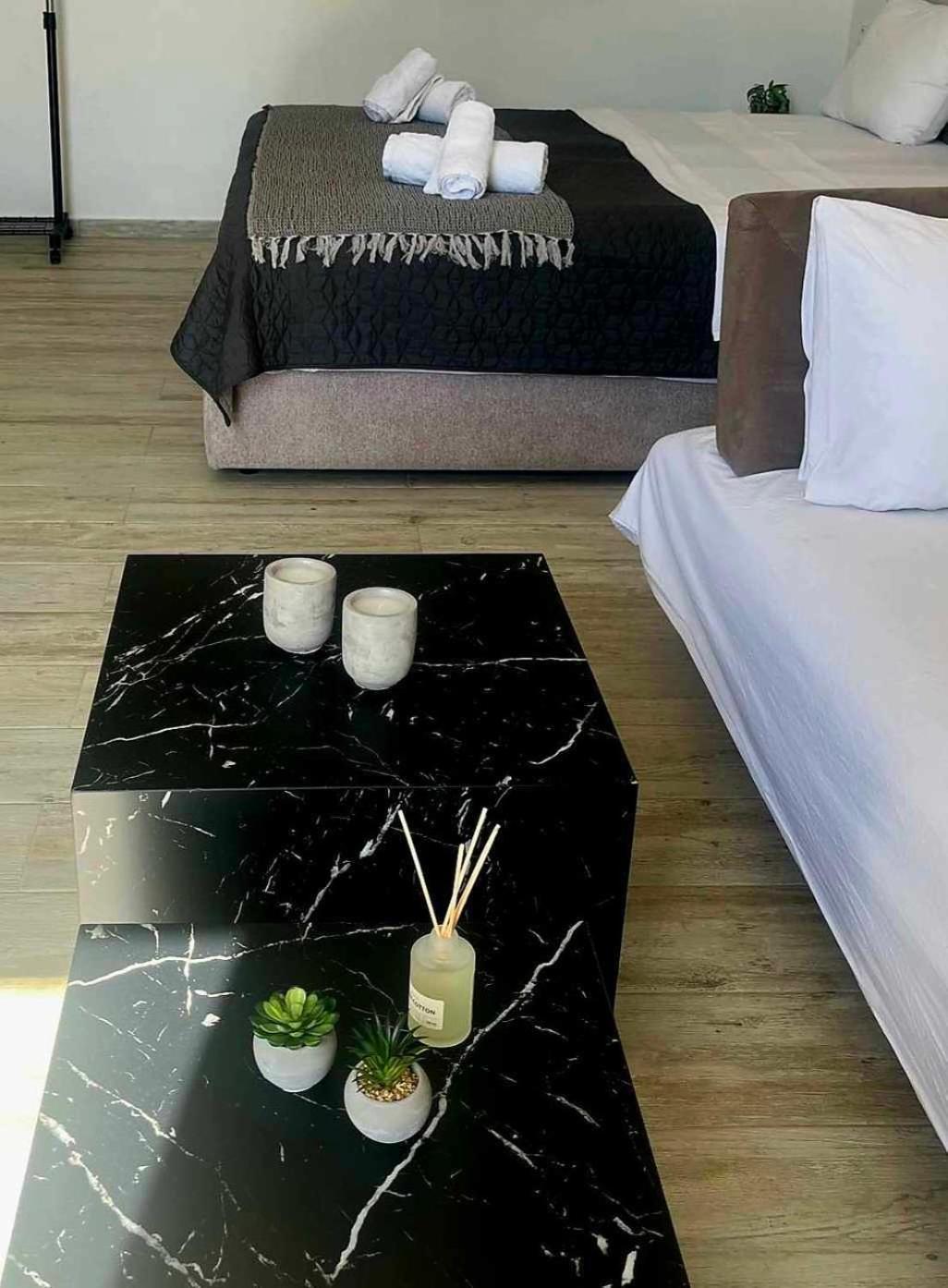Maya Apartments, Modern And Convenient Apartments With Private Parking Skiathos Exterior foto