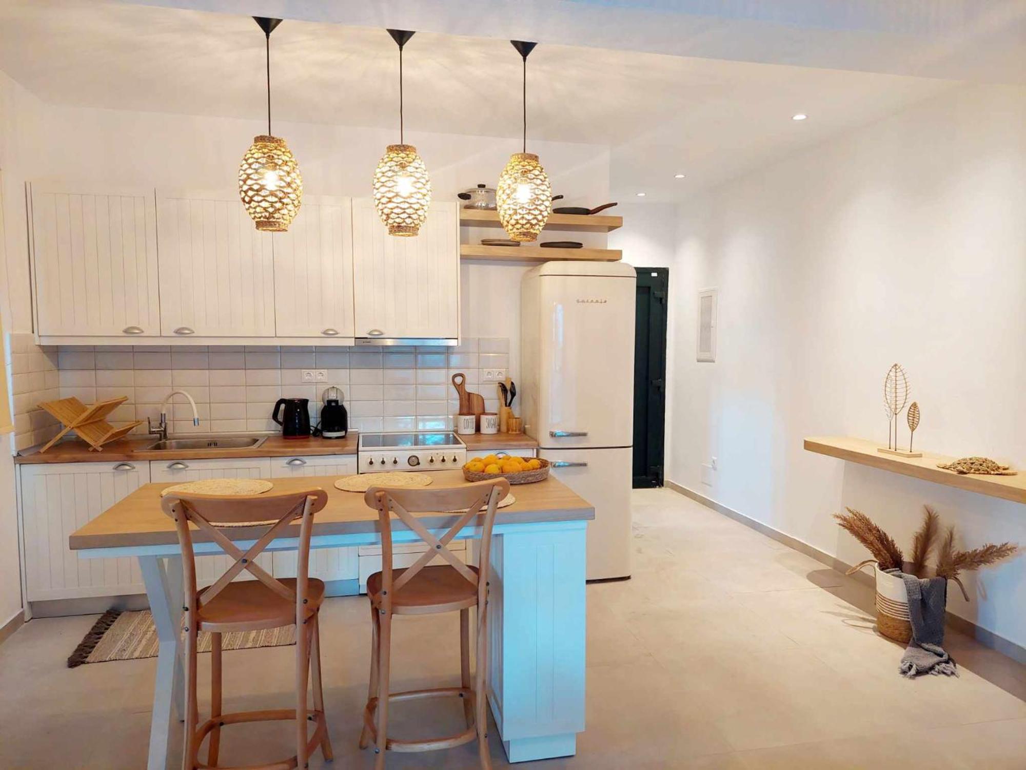 Maya Apartments, Modern And Convenient Apartments With Private Parking Skiathos Exterior foto